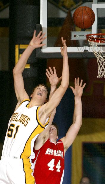 js021009HoopsNS@BettBoys
